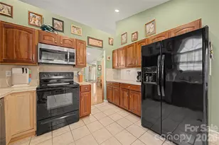1110 Newfound Hollow Dr, Charlotte, NC 28214 - Photo 21