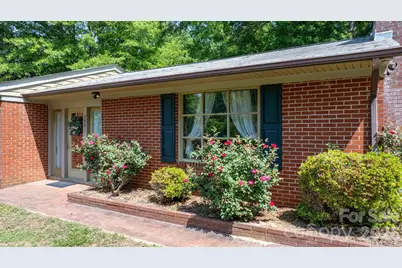 2881 Highline Avenue, Valdese, NC 28690 - Photo 3