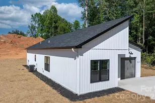 921 Overlook Dr SW, Lenoir, NC 28645 - Photo 29