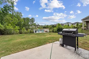 1071 Amberley Crossing Dr, Belmont, NC 28012 - Photo 29