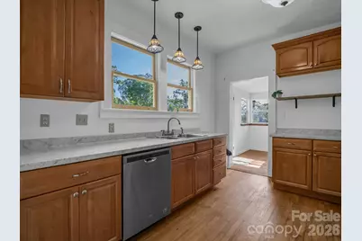 1534 Kensington Road, Hendersonville, NC 28791 - Photo 17