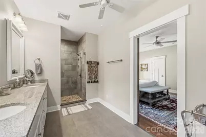 646 13th Avenue Place NW, Hickory, NC 28601 - Photo 11