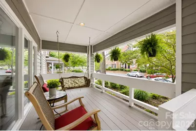 517 N Poplar Street, Charlotte, NC 28202 - Photo 3