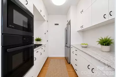 515 N Poplar Street, Charlotte, NC 28202 - Photo 11