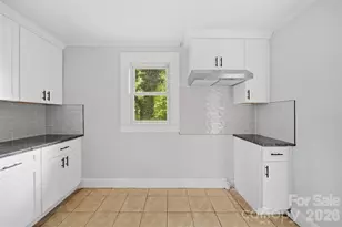 912 S Center St, Hickory, NC 28602 - Photo 11