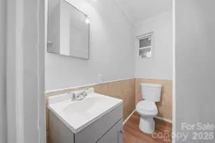 912 S Center St, Hickory, NC 28602 - Photo 17