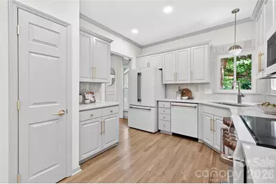 9223 Pebble Creek Way, Charlotte, NC 28269 - Photo 11