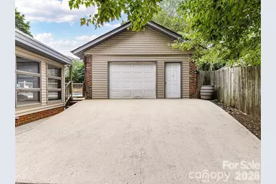 21021 Entrada Drive, Cornelius, NC 28031 - Photo 23