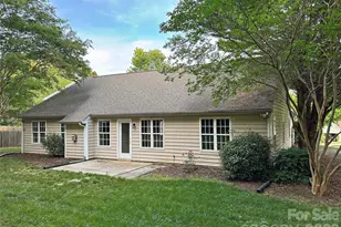 450 Glencrest Dr, Lowesville, NC 28164 - Photo 3