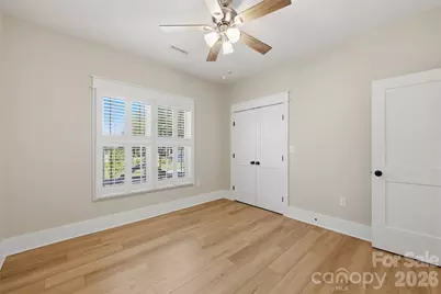 2109 6th Street NW, Hickory, NC 28601 - Photo 31
