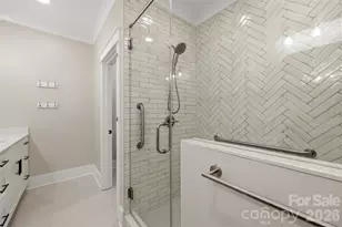 2109 6th St NW, Hickory, NC 28601 - Photo 27