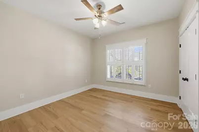 2109 6th Street NW, Hickory, NC 28601 - Photo 29
