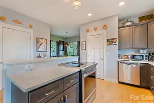 221 Northside St, Canton, NC 28716 - Photo 13
