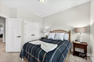 1641 Bark Branch Ln, Charlotte, NC 28205 - Photo 27
