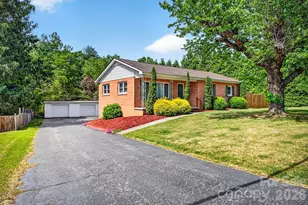 204 Oak Grove Rd, East Flat Rock, NC 28726 - Photo 25