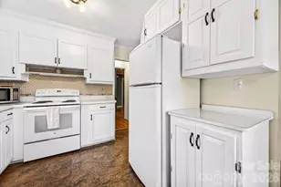 204 Oak Grove Rd, East Flat Rock, NC 28726 - Photo 13