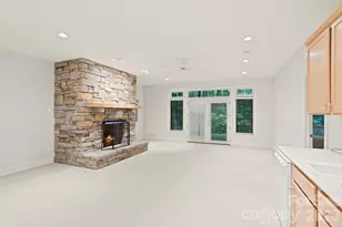 132 Berry Creek Dr, Flat Rock, NC 28731 - Photo 29
