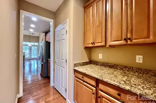10707 Fred Gutt Dr, Charlotte, NC 28270 - Photo 5
