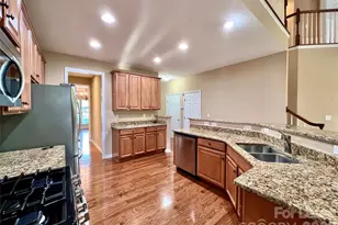 10707 Fred Gutt Dr, Charlotte, NC 28270 - Photo 9