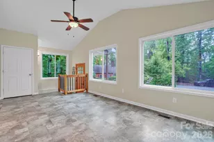 189 Friendly Cir, Saluda, NC 28773 - Photo 23