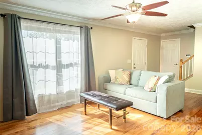 206 Courtland Place, Asheville, NC 28801 - Photo 7