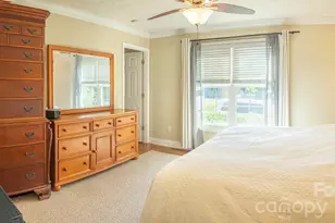 206 Courtland Pl, Asheville, NC 28801 - Photo 11