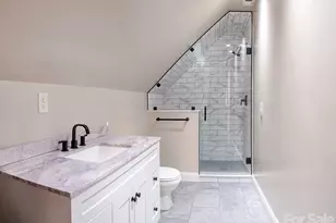 206 Courtland Pl, Asheville, NC 28801 - Photo 17