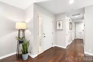8700 Lorraine Dr, Charlotte, NC 28270 - Photo 3