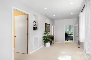 8700 Lorraine Dr, Charlotte, NC 28270 - Photo 27