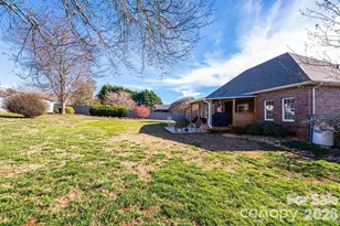 3992 Brickfield St, Hickory, NC 28602 - Photo 7