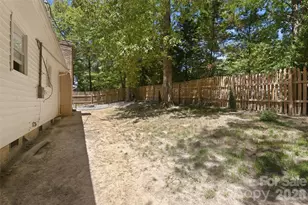 609 Davis St, Lancaster, SC 29720 - Photo 35