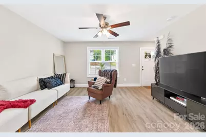 600 W 8th Street, Kannapolis, NC 28081 - Photo 5