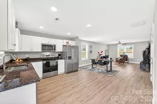 600 W 8th St, Kannapolis, NC 28081 - Photo 15
