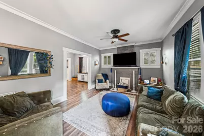 116 W 4th Avenue, Gastonia, NC 28052 - Photo 11