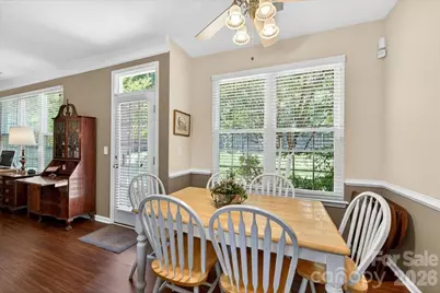 16046 Stuarts Draft Court, Charlotte, NC 28278 - Photo 17