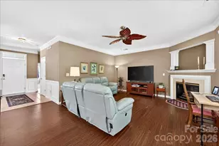 16046 Stuarts Draft Ct, Charlotte, NC 28278 - Photo 7