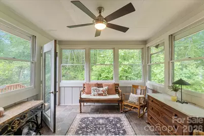 132 E Whisperwood Circle, Hendersonville, NC 28791 - Photo 7