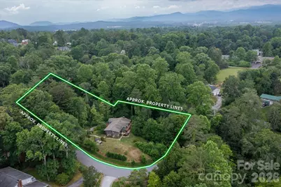 132 E Whisperwood Circle, Hendersonville, NC 28791 - Photo 3