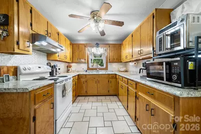 2582 Startown Road, Newton, NC 28658 - Photo 9