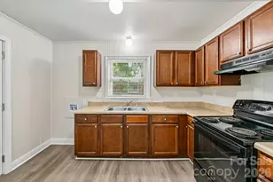 3935 Crestridge Dr, Charlotte, NC 28217 - Photo 13