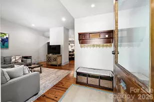 1919 Springdale Ave, Charlotte, NC 28203 - Photo 5