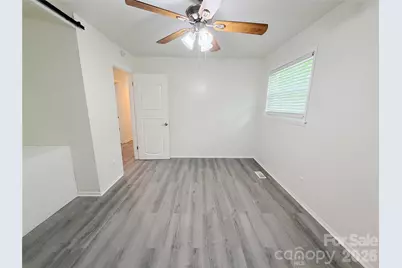 9209 Edgevale Drive, Charlotte, NC 28216 - Photo 27