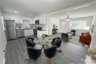 9209 Edgevale Dr, Charlotte, NC 28216 - Photo 7