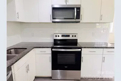 9209 Edgevale Drive, Charlotte, NC 28216 - Photo 13