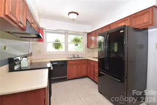 88 Botany Dr, Asheville, NC 28805 - Photo 9