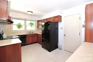 88 Botany Dr, Asheville, NC 28805 - Photo 9