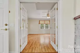 479 St Pauls Rd, Hendersonville, NC 28792 - Photo 13