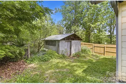 479 St Pauls Road, Hendersonville, NC 28792 - Photo 45