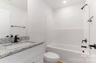 453-455 17th Ave NE, Hickory, NC 28601 - Photo 9