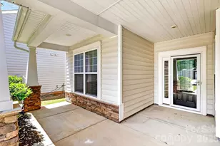 418 Brier Knob Dr, Fort Mill, SC 29715 - Photo 3